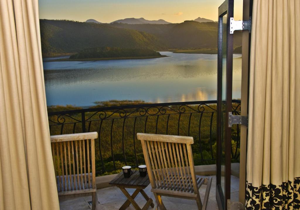 Lodge On The Lake And Wellness Spa Уилдернесс Экстерьер фото